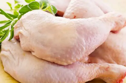Un batterio pericoloso dal pollo